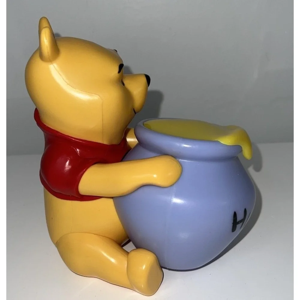 Winnie The Pooh Hunny Pot Light Desktop Light Lamp by PALADONE(5/b18)